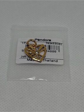 Pandora Heart and Rays Medallion Charm - 763453C01